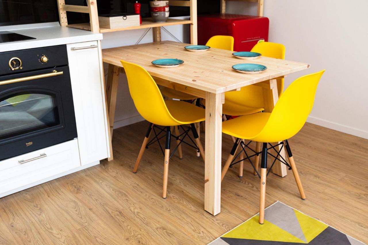 Colorful & Cozy Condo Kaloşvar Dış mekan fotoğraf